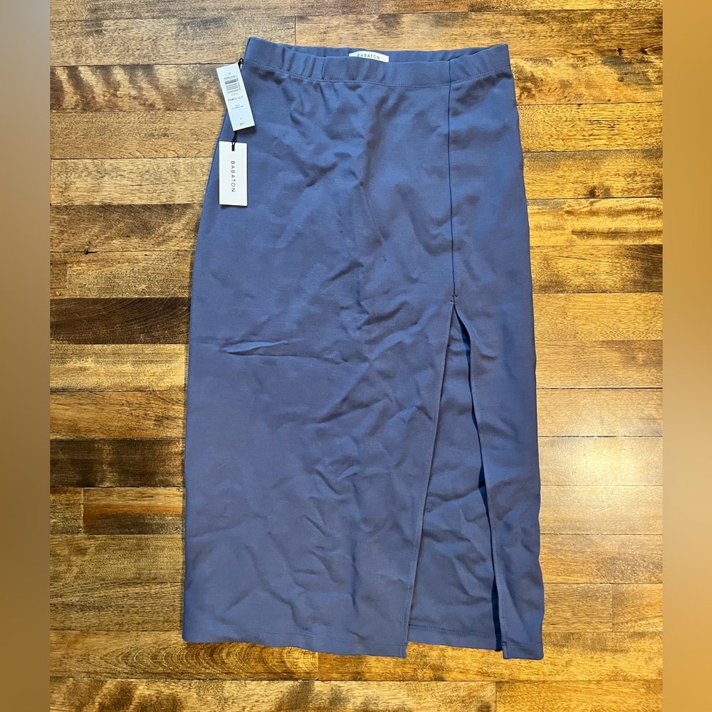 Aritzia babaton skirt